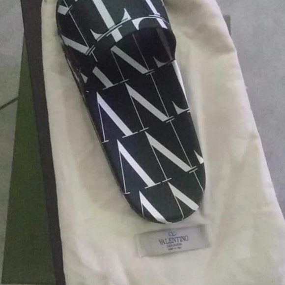 Valentino slides